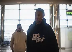 意大利杯集结日再迎强敌，深圳男篮复出首秀，主帅态度：话题不断，临场指挥获称赞的简单介绍