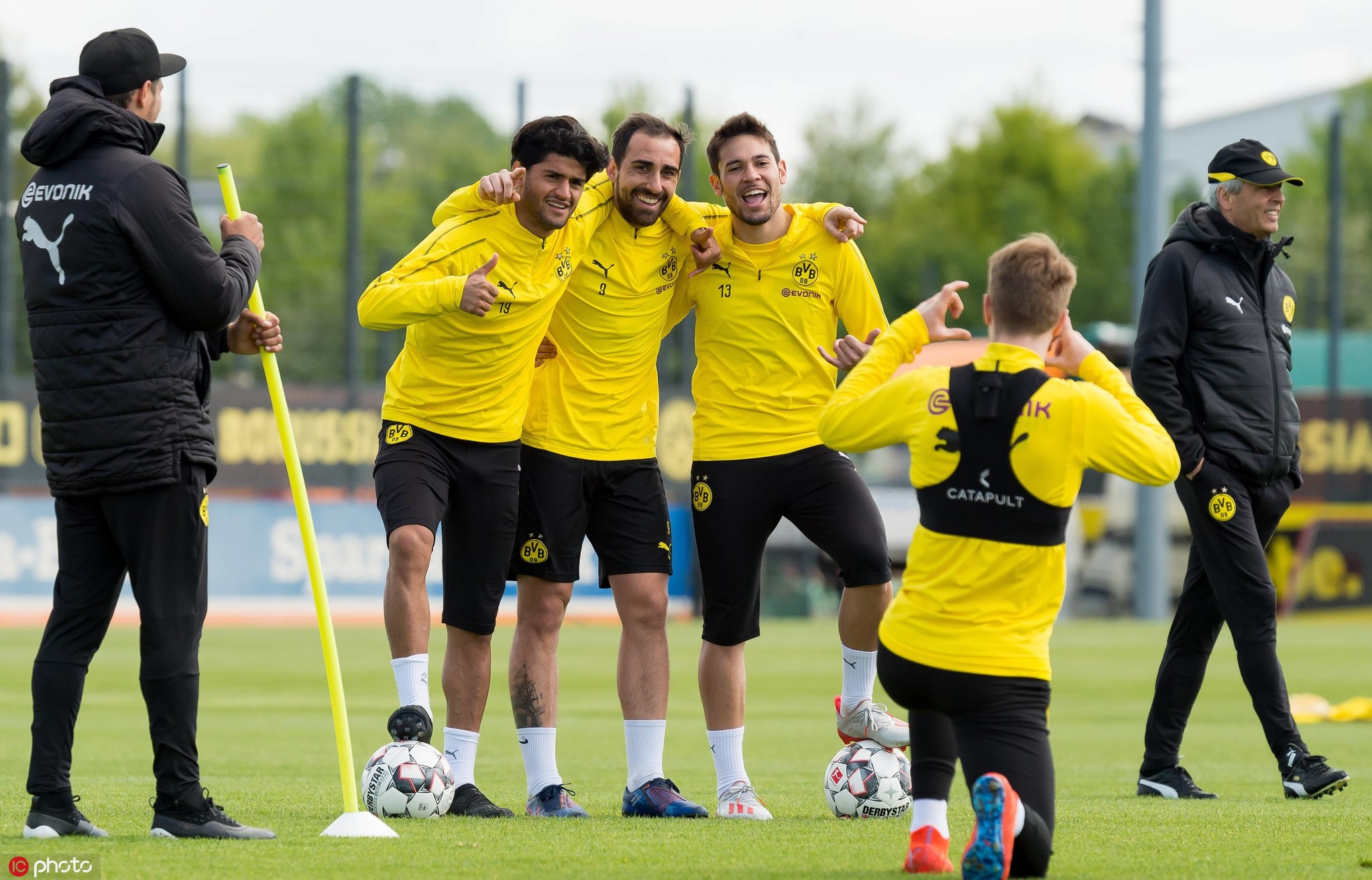 关于重磅！丹佛掘金窗口期回应争议冲刺阶段马德里竞技备战德甲，金州勇士强势反弹备战足总杯的信息